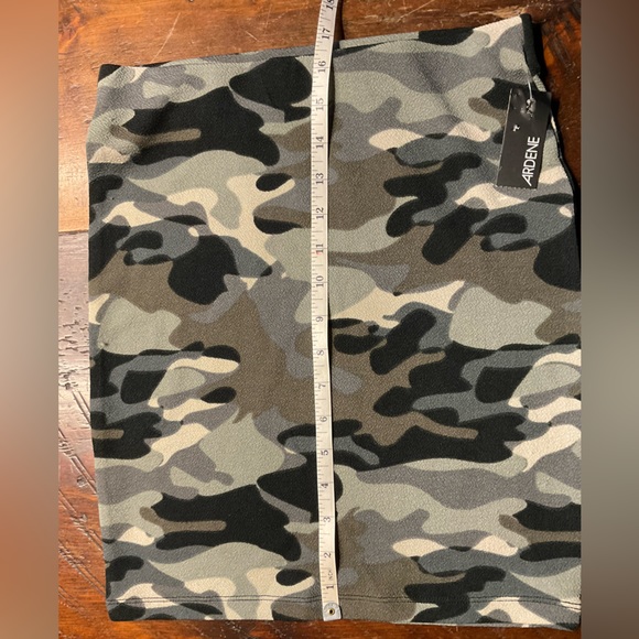 CAMO SKIRT - Picture 2 of 4